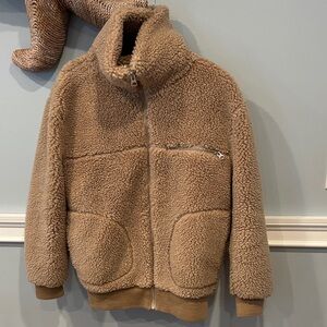 Wilfred Free Aritzia Women’s Sherpa Cozy Tan Jacket